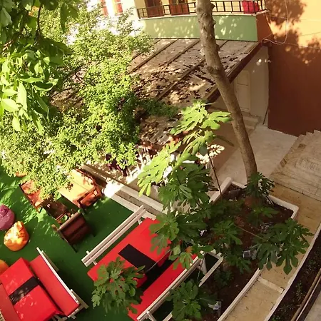 New St. Nicholas Garden * 올루데니스