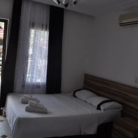 Oda ve Kahvaltı New St. Nicholas Garden *