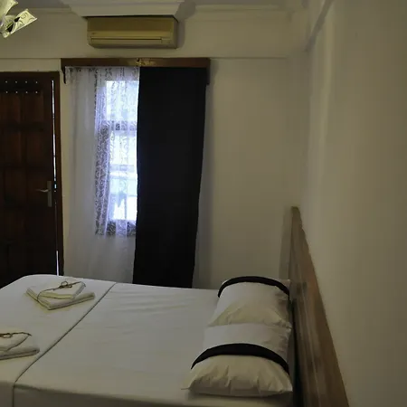 New St. Nicholas Garden *