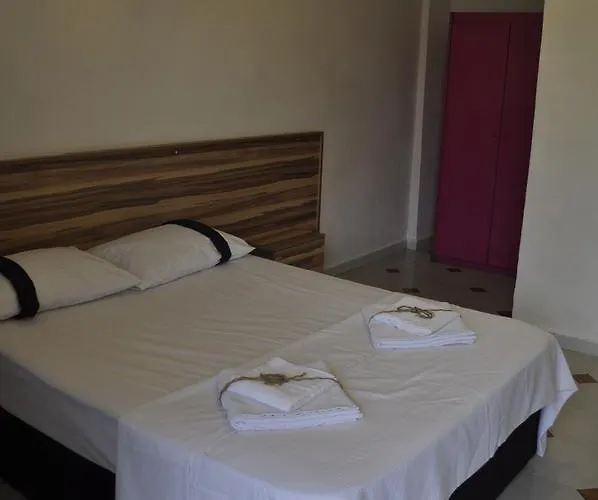 Bed & Breakfast New St. Nicholas Garden *