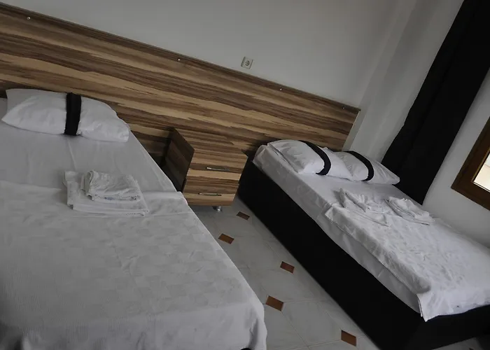 New St. Nicholas Garden Bed & Breakfast *