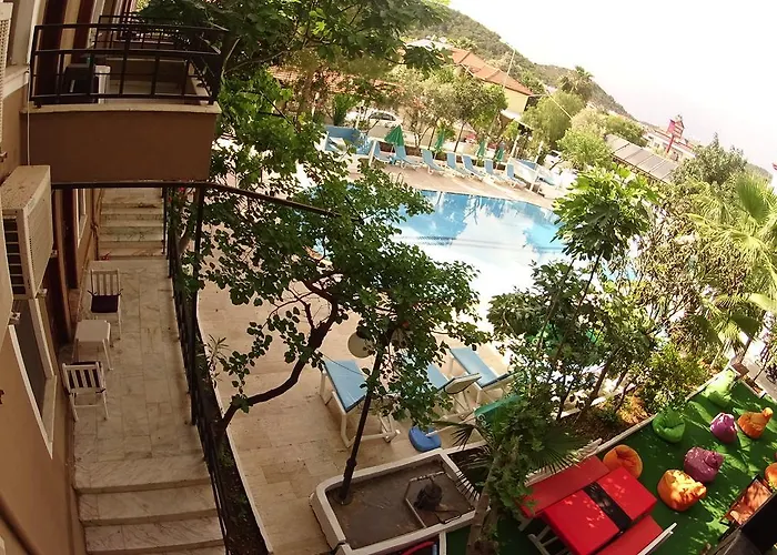 New St. Nicholas Garden Nocleg ze śniadaniem