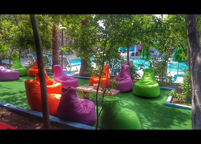 New St. Nicholas Garden Panzió