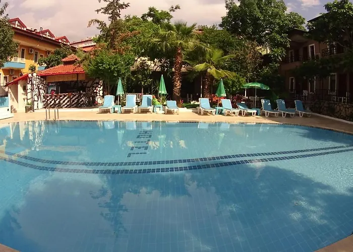 New St. Nicholas Garden Panzió *