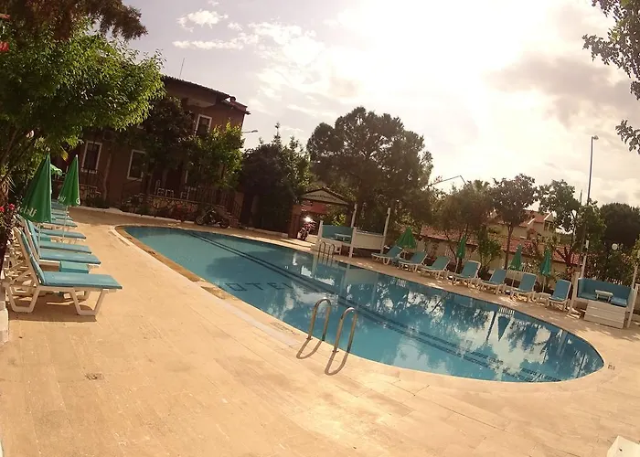 Panzió New St. Nicholas Garden Oludeniz