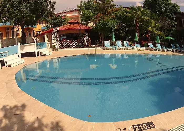 New St. Nicholas Garden *